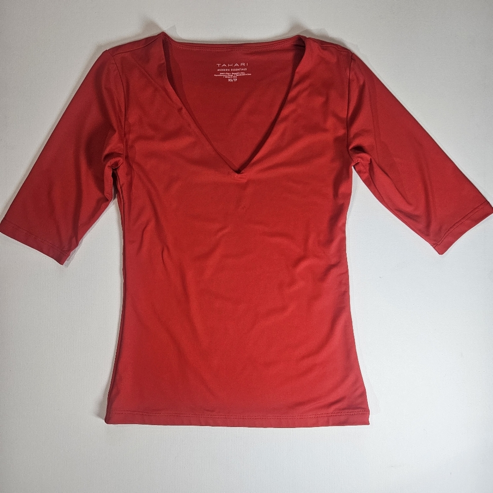 Tahari Essentials Top Womens Size XS Red Casual Shirt (Flaw)‎